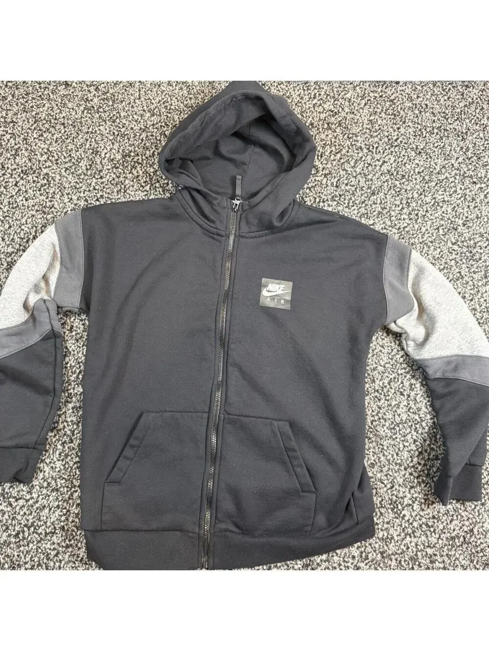 Nike Air black & gray zip-up hoodie with gray sleeves, Kids XL